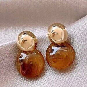 Winter Round Hong Kong Style Earrings for womens Brown/Gold Color